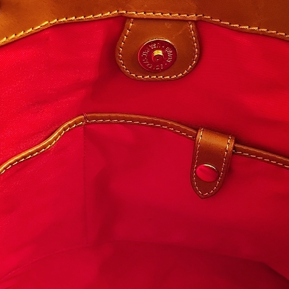 Dooney and Bourke satchel - Picture 8 of 11